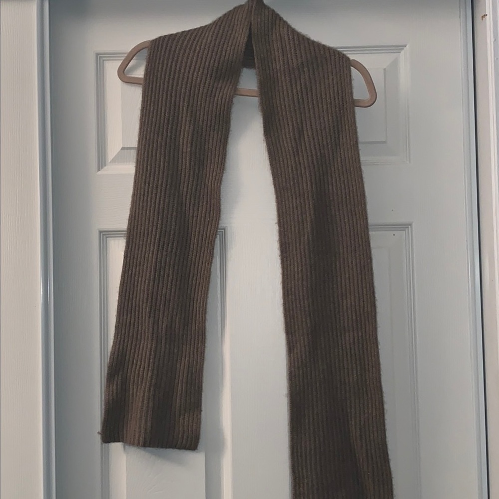 100 % cashmere tan scarf